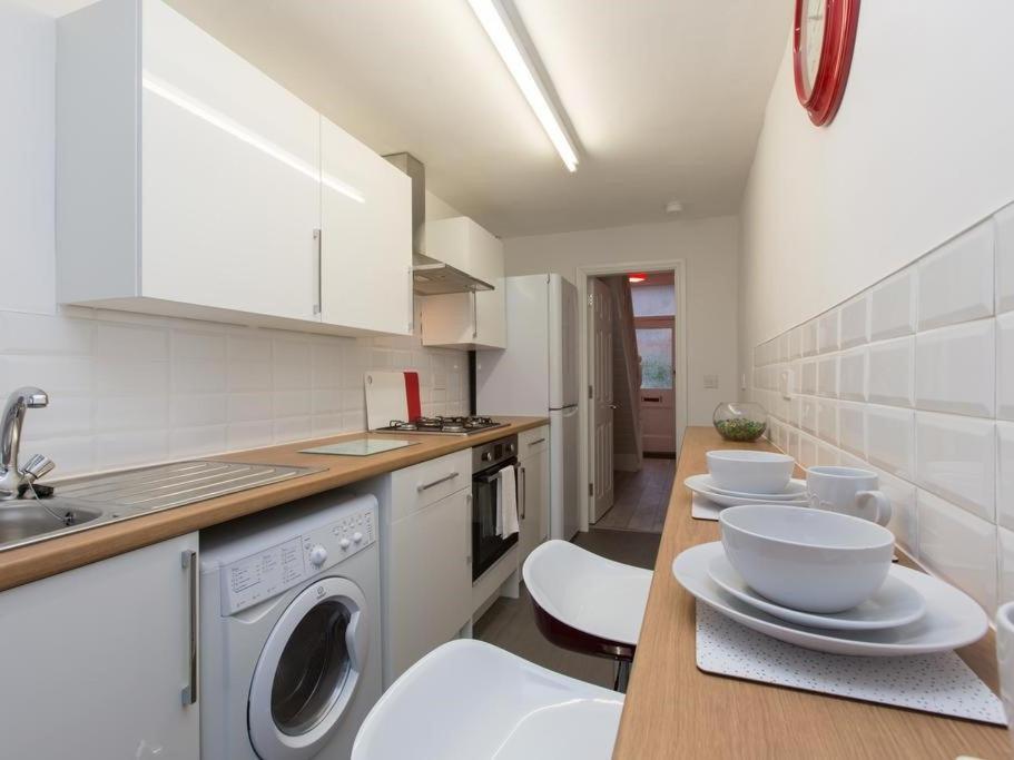 Townhouse @ 166 Ruskin Road كرو المظهر الخارجي الصورة