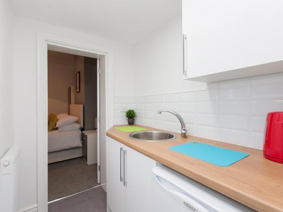 Townhouse @ 166 Ruskin Road كرو المظهر الخارجي الصورة