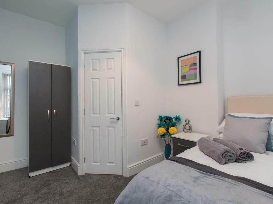 Townhouse @ 166 Ruskin Road كرو المظهر الخارجي الصورة