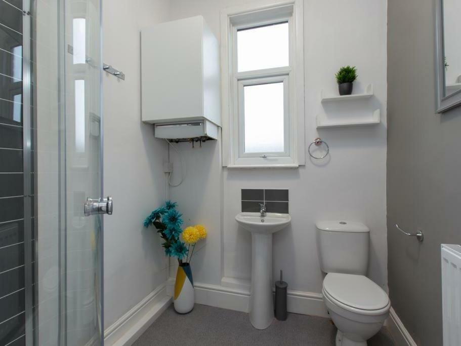 Townhouse @ 166 Ruskin Road كرو المظهر الخارجي الصورة